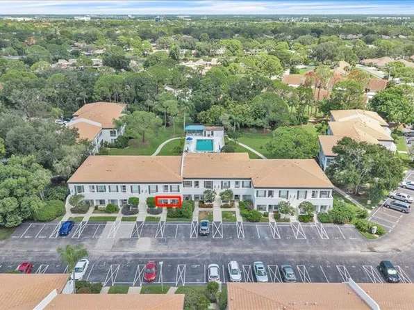 5209 WEDGEWOOD LANE #17, SARASOTA, FL 34235