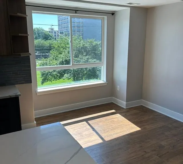 300 Diamond St #2 — Photo 4