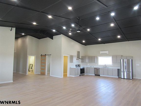 3rd image of 220850 View Dr