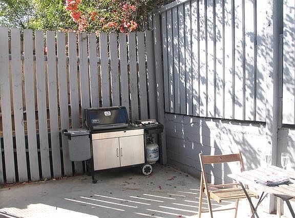 Patio *