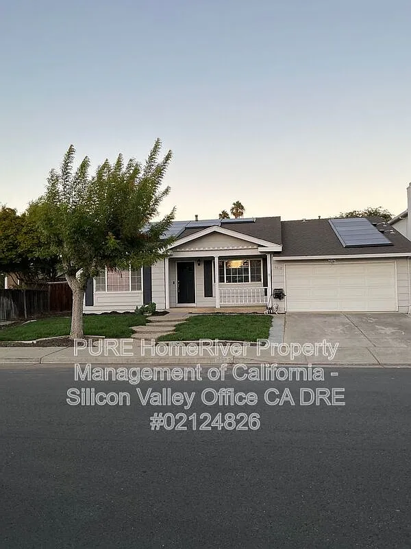 4 bed, 2.0 bath, 2084 sqft, $5,200 — Photo 2