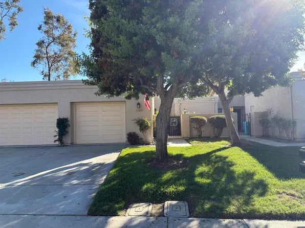 12837 Via Moura, San Diego, CA 92128