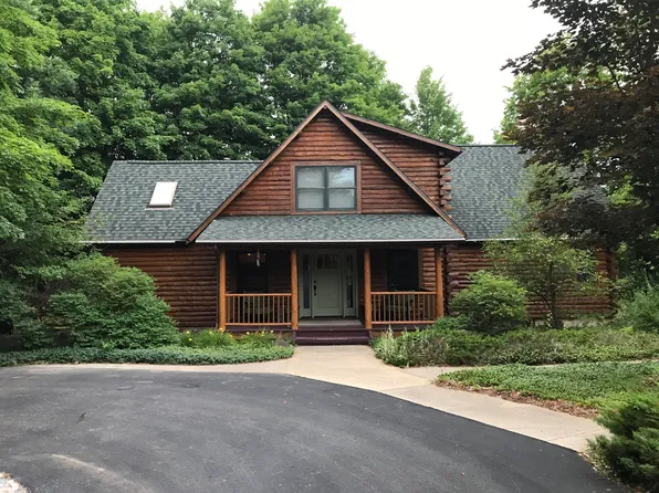 8723 96th Ave, Pentwater, MI 49449