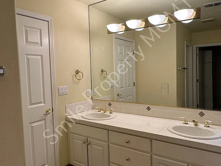 16087 SE Goosehollow Dr — Photo 13