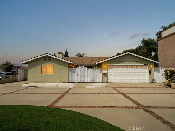 1300 N Wanda Rd, Orange, CA 92867