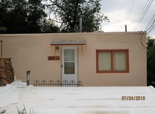 206 1/2 Pilot Knob Ave, Manitou Springs, CO 80829