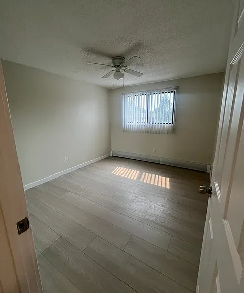 Orchard Glen Apartments — Photo 71