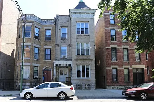 1411 W Erie St #3F Photo 1