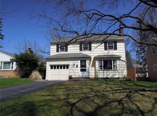 82 Antlers Dr, Rochester, NY 14618