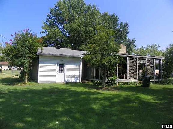 4th image of 1801 Wedgewood Dr