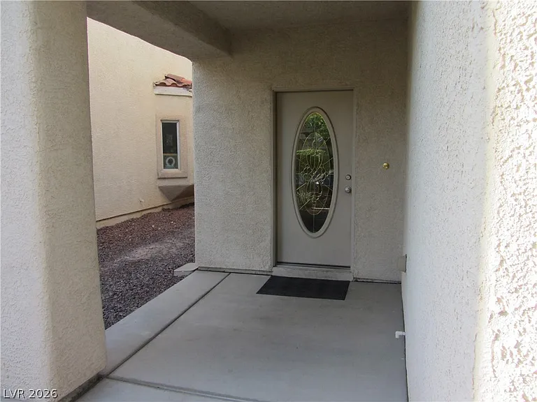 1726 Little Crow Ave — Photo 3