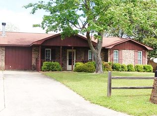 120 Barnesdale Dr, Warner Robins, GA 31093