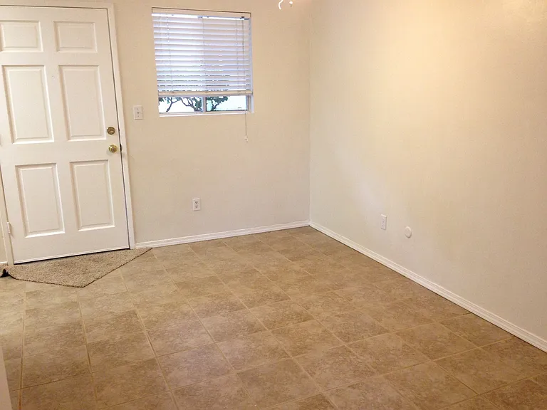 4885 Cole St #8 — Photo 4