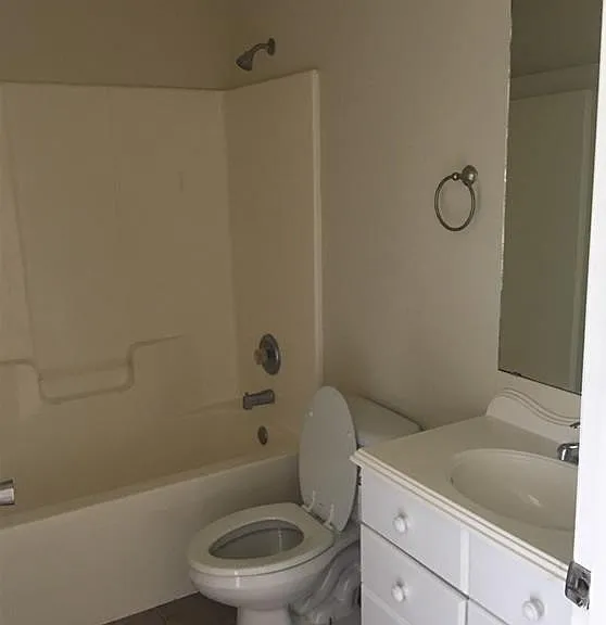 139 Milwaukee Blvd — Photo 5