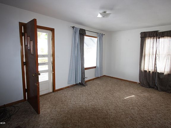 3rd image of 190 CO RD 6522