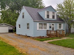 2712 Fairoak Dr, Fort Wayne, IN
