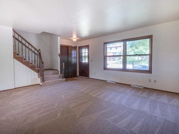 3rd image of 1228 S Grandview Blvd #1230