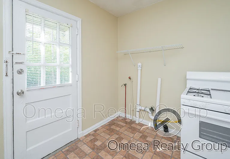 1032 Pershing Ave #A — Photo 17
