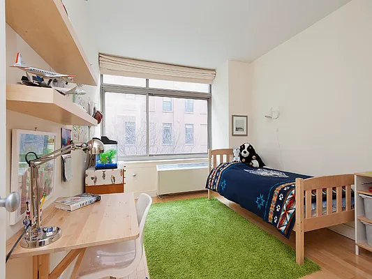 Sold by Sotheby's International Realty | media 35