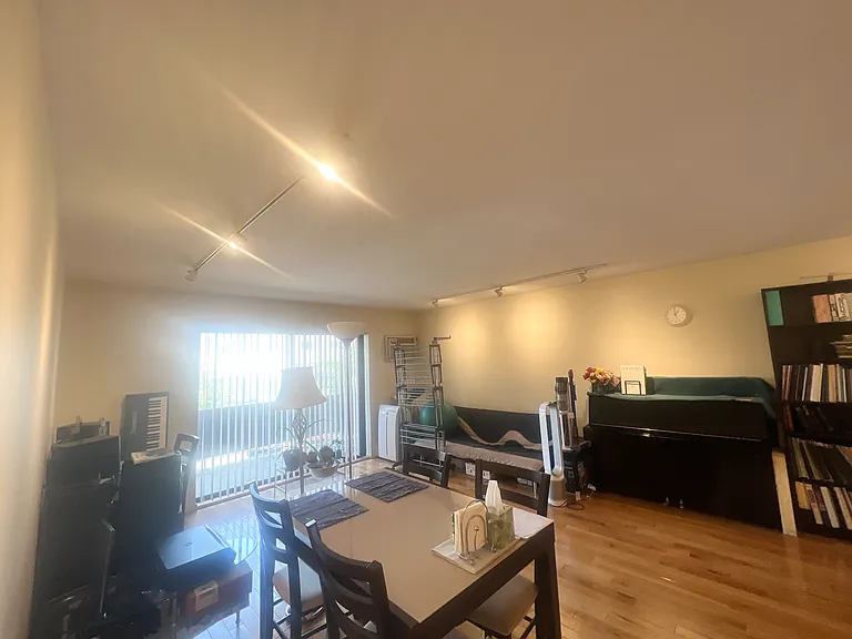33 Paul St #26A — Photo 7
