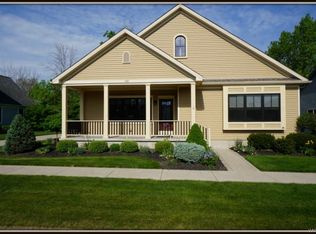 405 Garden Ln, Lewiston, NY 14092