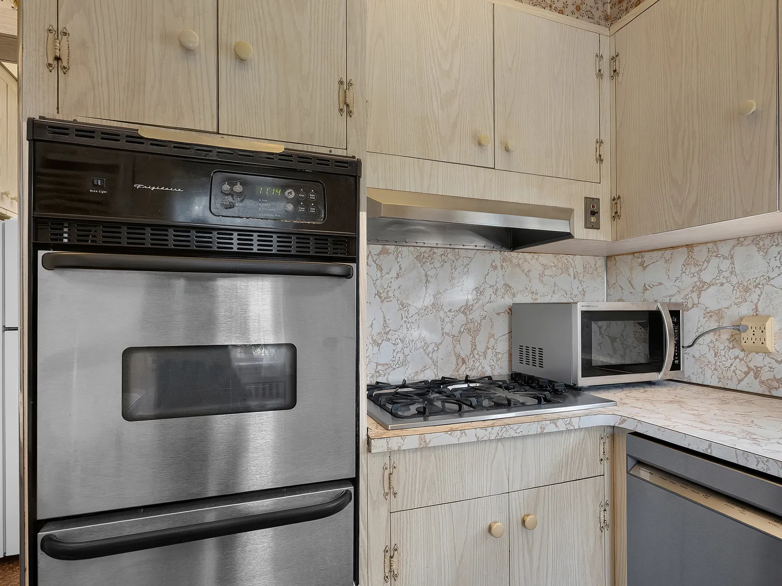 3 bed, $2,700 — Photo 4