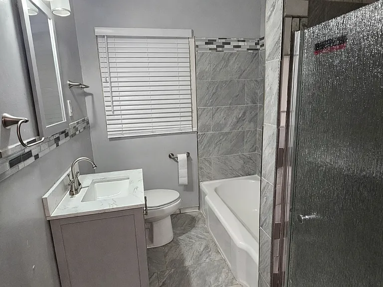 14140 Fairmount Dr #2 — Photo 2