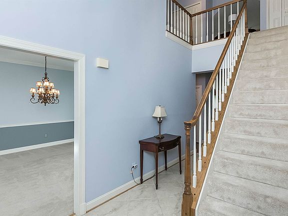 11609HuntersRunDrive-11