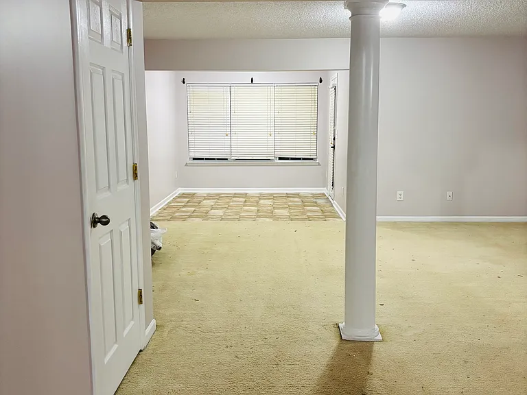 9511 Brackenview Ct #11 — Photo 24