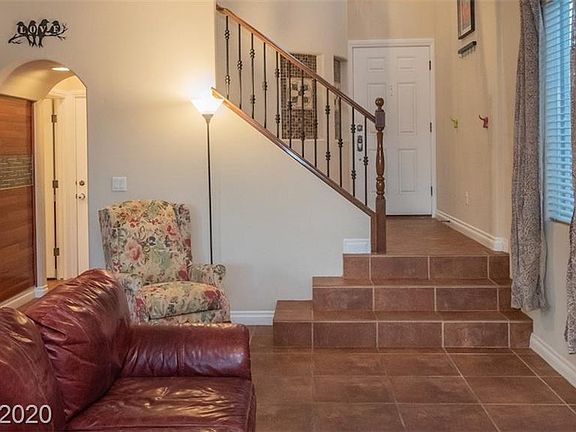 5th image of 10733 Noble Mesa Ave