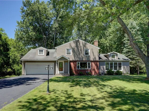 1330 Crittenden Rd, Rochester, NY 14623