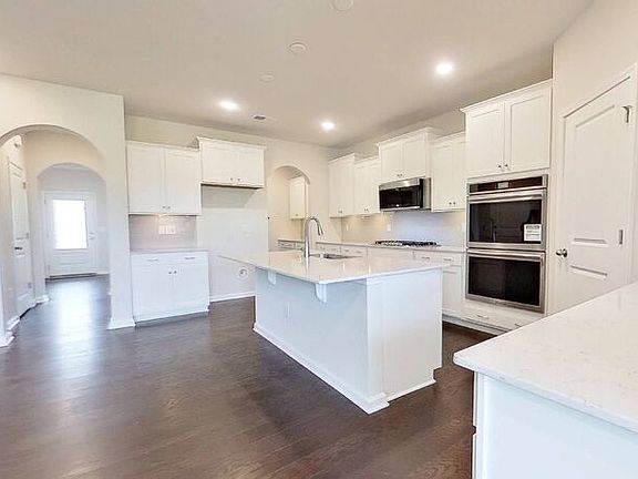 3rd image of 17457 Chaco Ln
