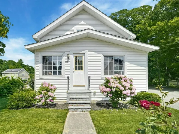 130 Park Hill Ave, Millbury, MA 01527