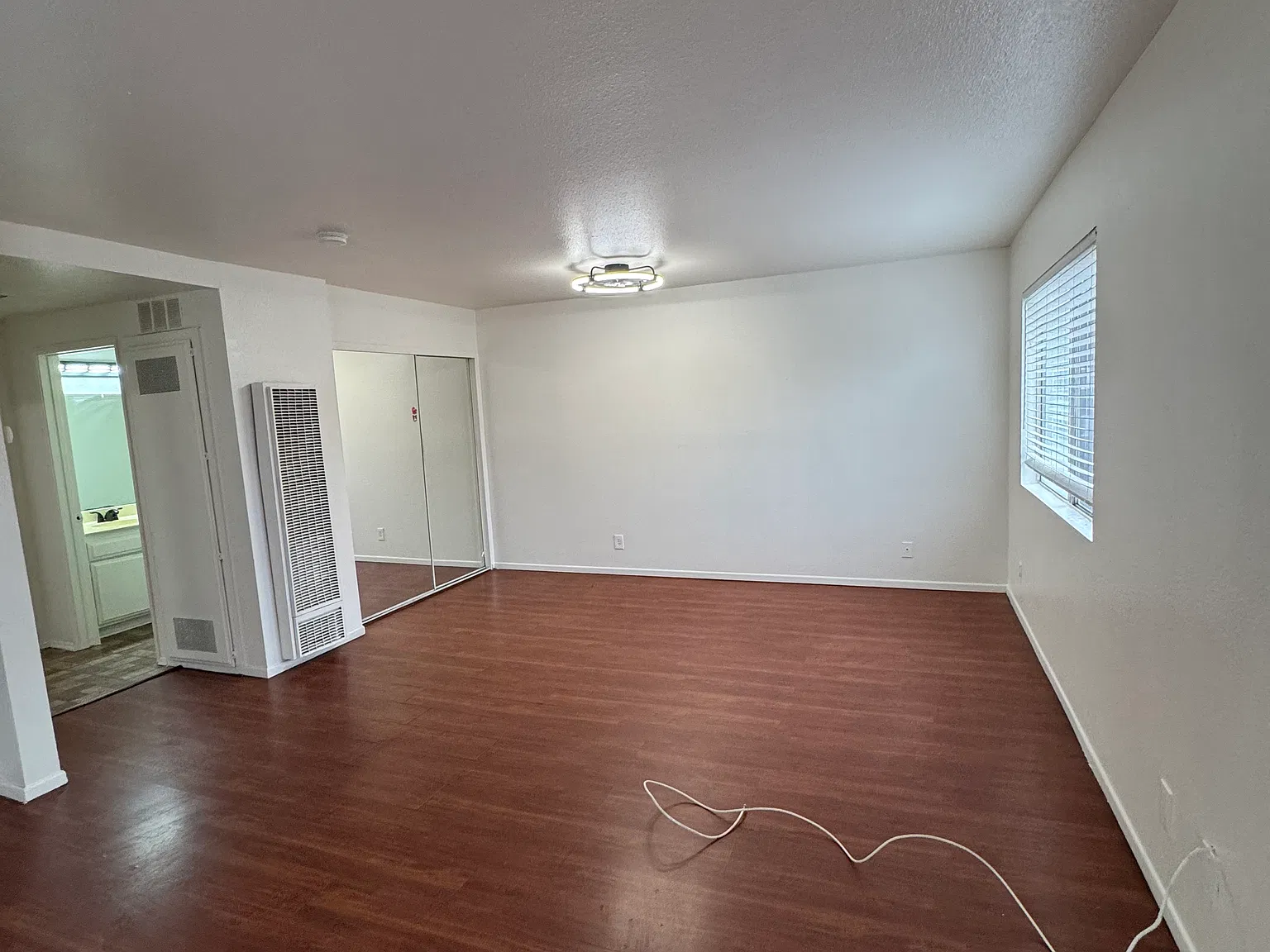 835 W 164th St — Photo 3