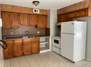 917 Quetzal St APT 1, Corpus Christi, TX 78418