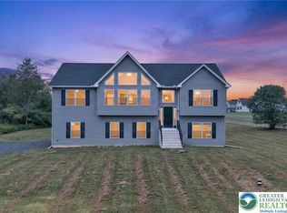 140 Creekview Rd, Kunkletown, PA 18058