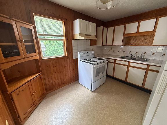 5th image of 14 Huber Rd