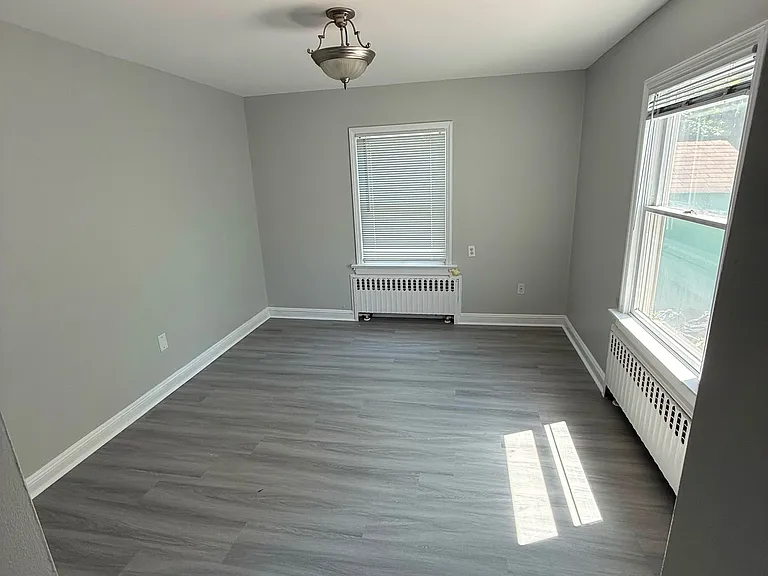 280 Main St #1 — Photo 2