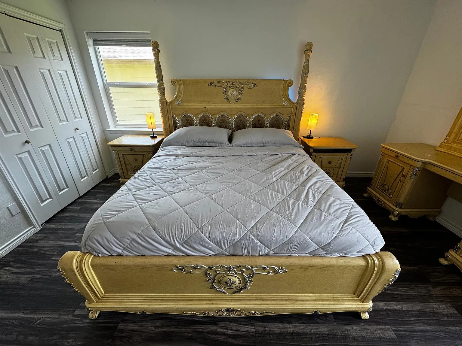 4 bed, 2160 sqft, $3,500 — Photo 3