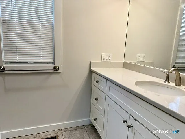 10 Wells Ave #A — Photo 11