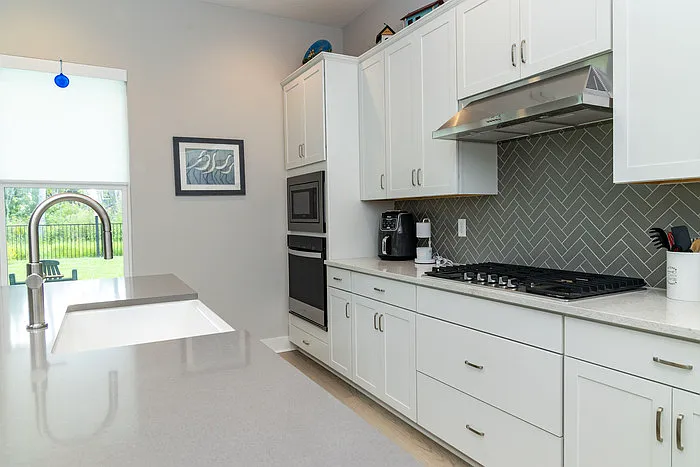 110 Oak Park Dr — Photo 5