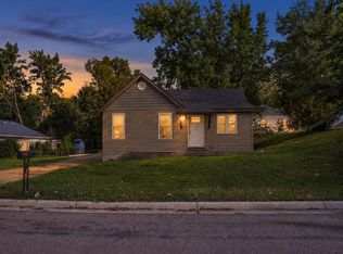 316 Paquin St W, Waterville, MN 56096