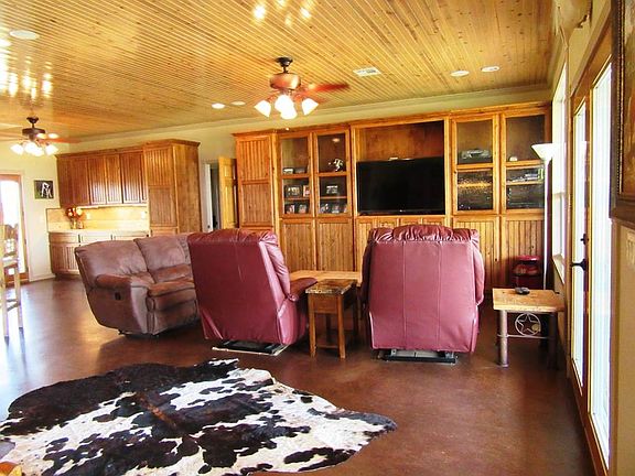2nd image of 16625 W Highway 29