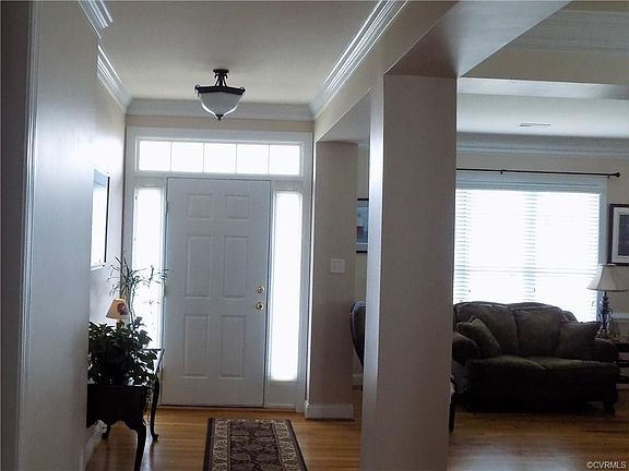 3rd image of 4419 Village Creek Dr