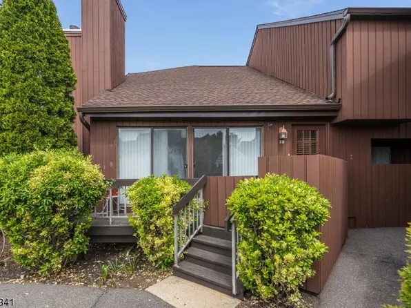 57 Taurus Dr #3D, Hillsborough Twp., NJ 08844