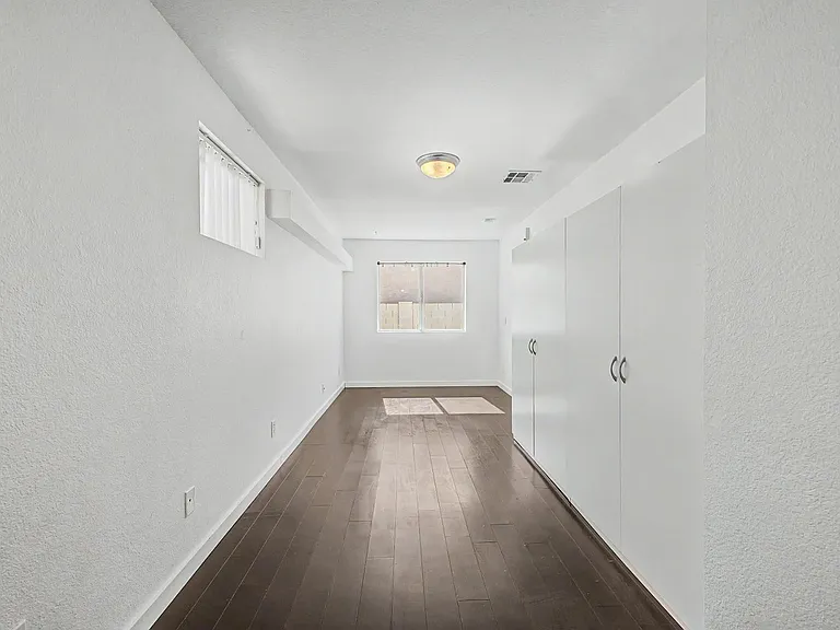 1006 S Tiago Dr — Photo 30
