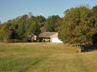 4715 Clifford Rd, Luray, TN 38352