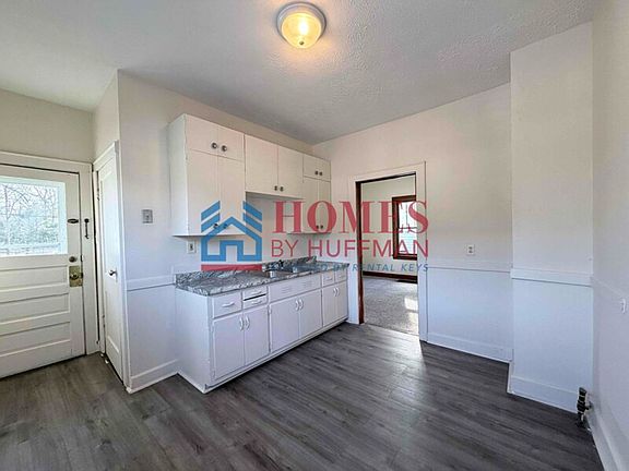 4th image of 1116 Marshall Ave