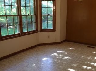 291 Timbermill Cir, Carrollton, GA 30116