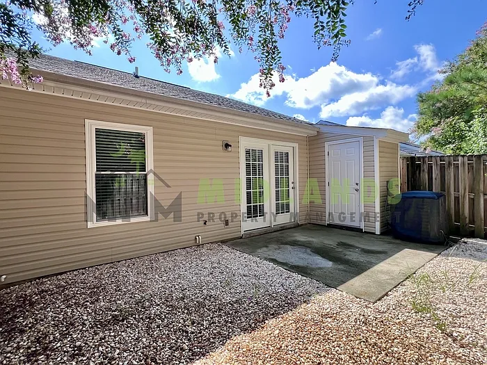 202 Elders Pond Cir — Photo 36